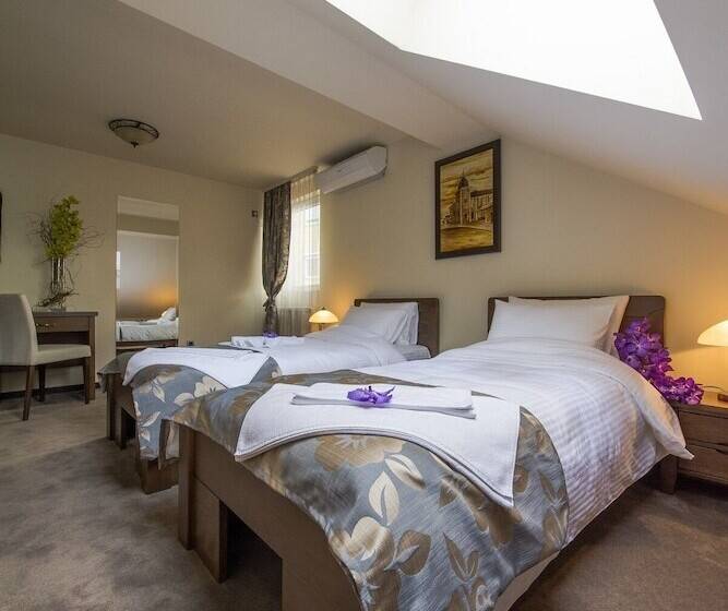 Garni Hotel Central Lux