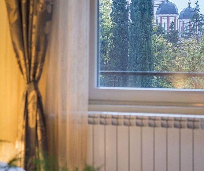 Garni Hotel Central Lux