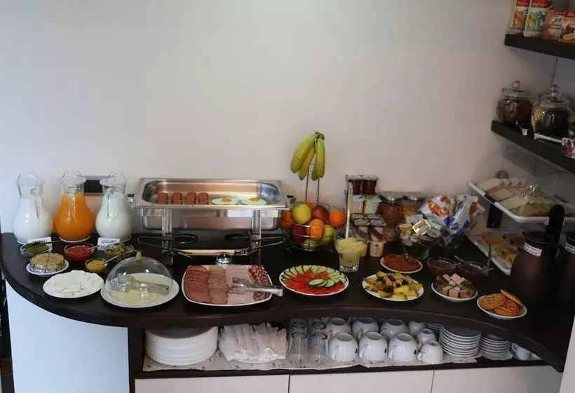 Garni Hotel Central Lux