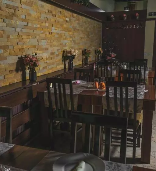 Garni Hotel City