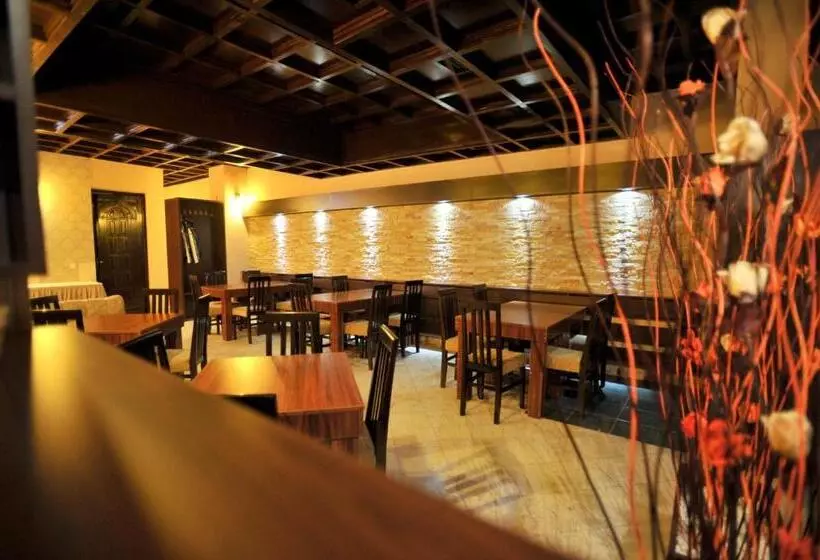 Garni Hotel City