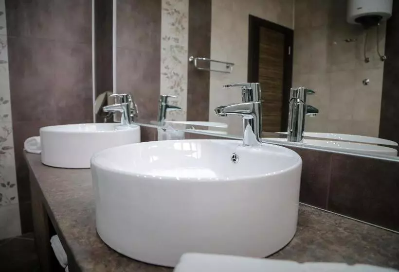Garni Hotel Radović