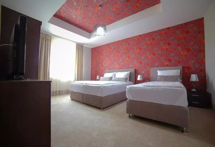 Garni Hotel Radović