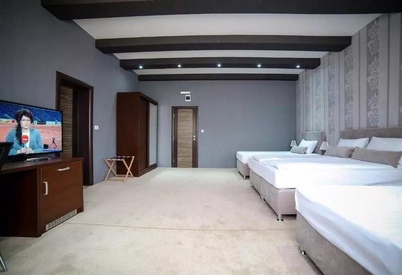 Garni Hotel Radović