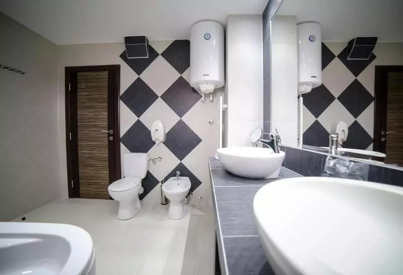 Garni Hotel Radović