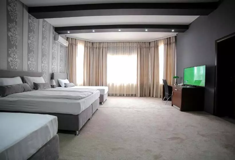 Garni Hotel Radović