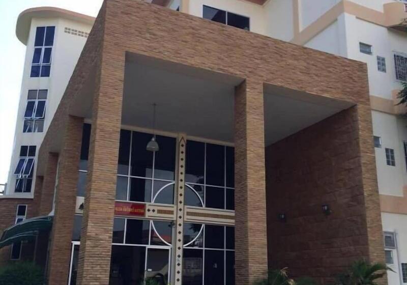 هتل Amarin Grand Rayong