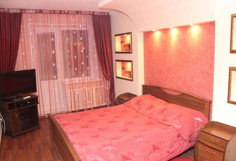 בית מלון כפרי Aviastar