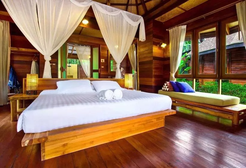 Hotelli D Varee Diva Ban Krut