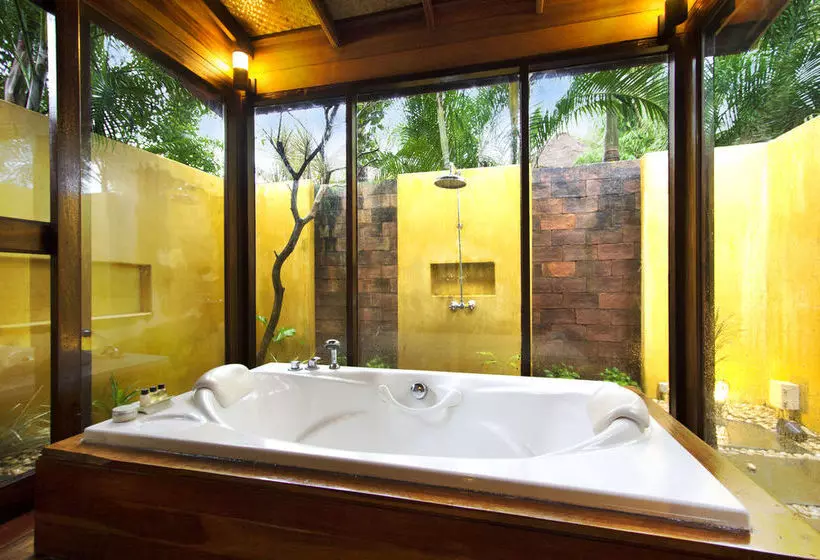 Hotelli D Varee Diva Ban Krut