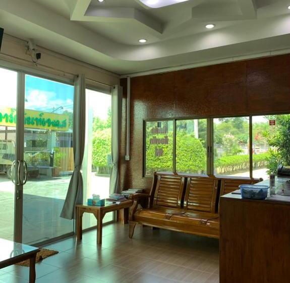 בית מלון כפרי Garden Place