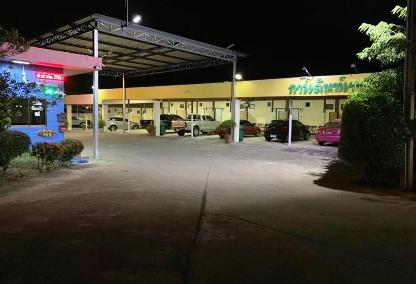 בית מלון כפרי Garden Place