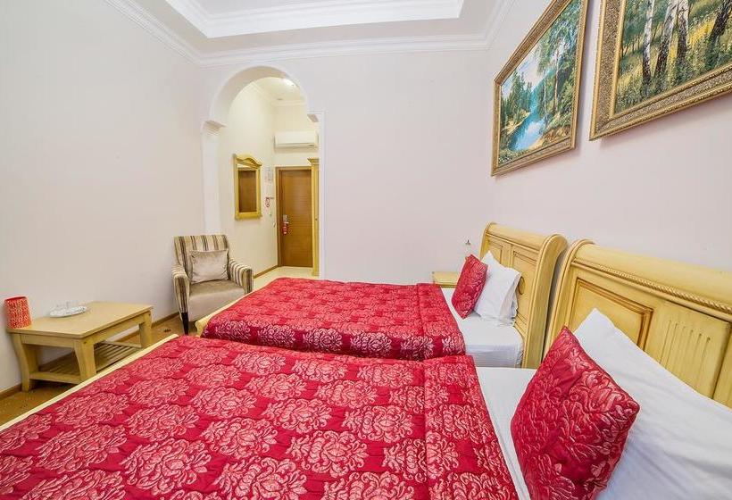 ホテル Gubernator