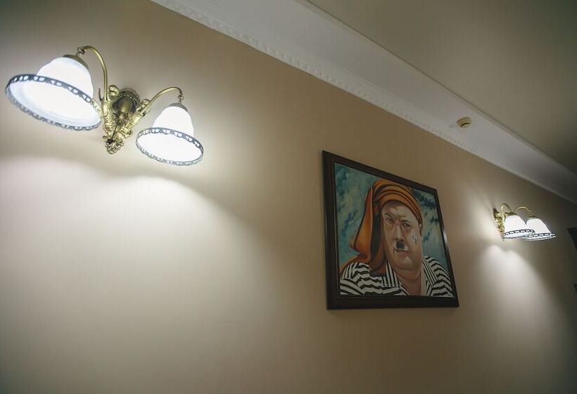 ホテル Kavkazskaya Plennitsa