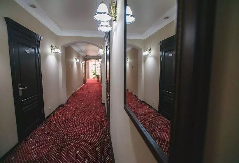 ホテル Kavkazskaya Plennitsa