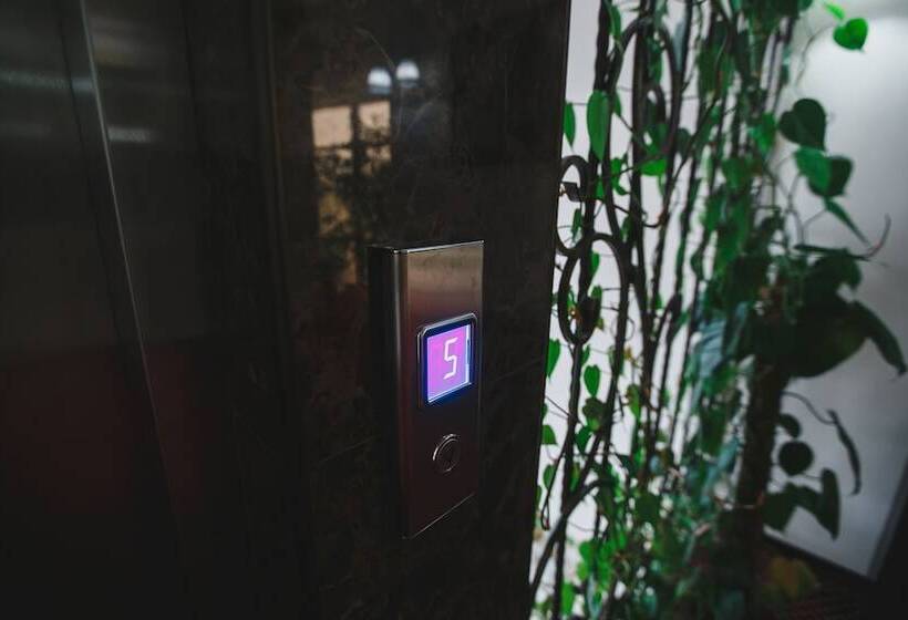 ホテル Kavkazskaya Plennitsa