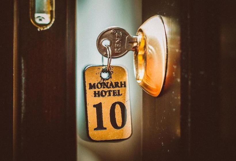 هتل Monarch