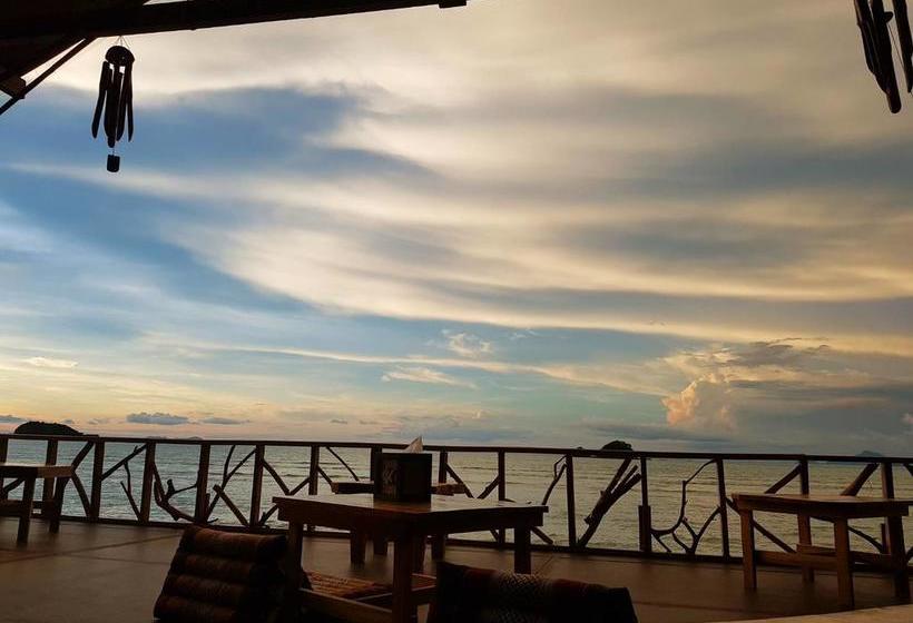 Отель Salatan Resort