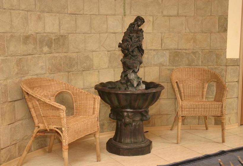 בית מלון כפרי Tri Zvezdy