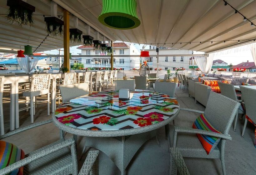 בית מלון כפרי Villa Deja Vu