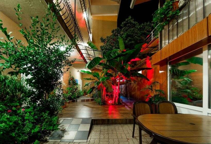 בית מלון כפרי Villa Deja Vu