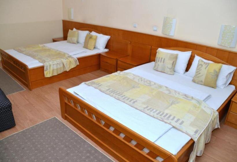 مُتل Garni Hotel Lake