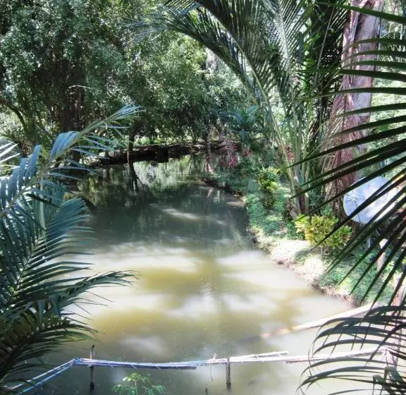 Phanom Bencha Mountain Resort