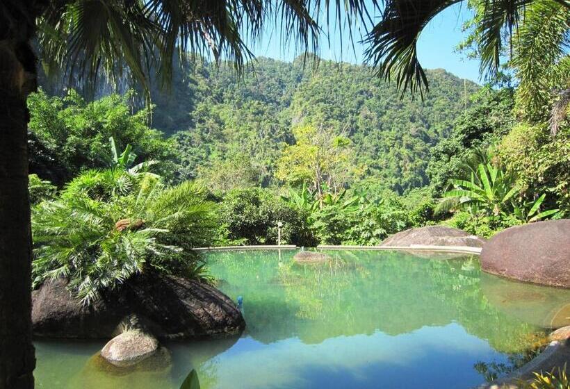 Phanom Bencha Mountain Resort