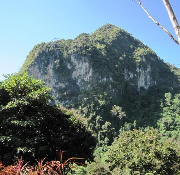 Phanom Bencha Mountain Resort