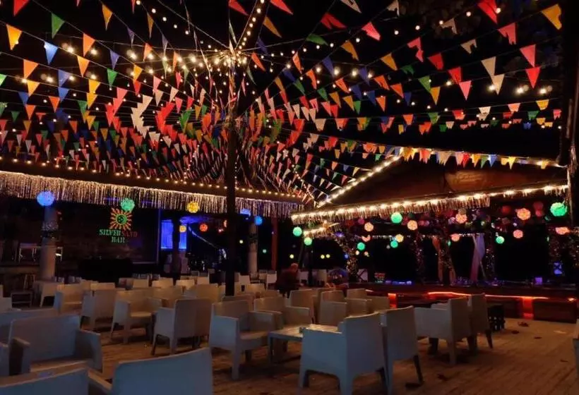 Silversand Resort