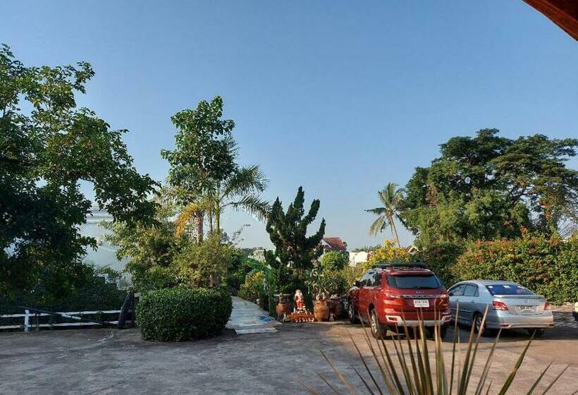 Scenic Riverside Resort