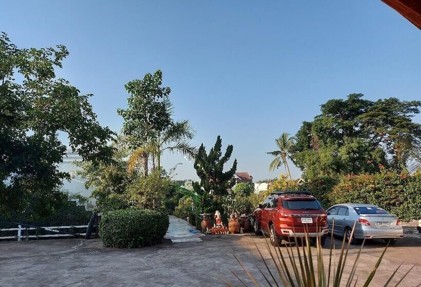 Scenic Riverside Resort