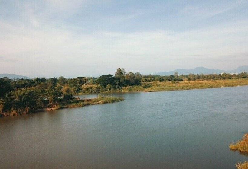 Scenic Riverside Resort