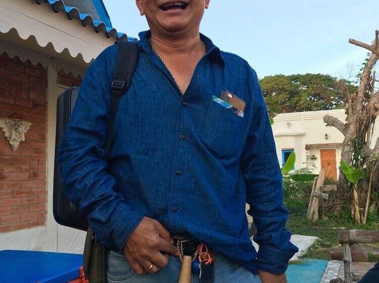 Scenic Riverside Resort