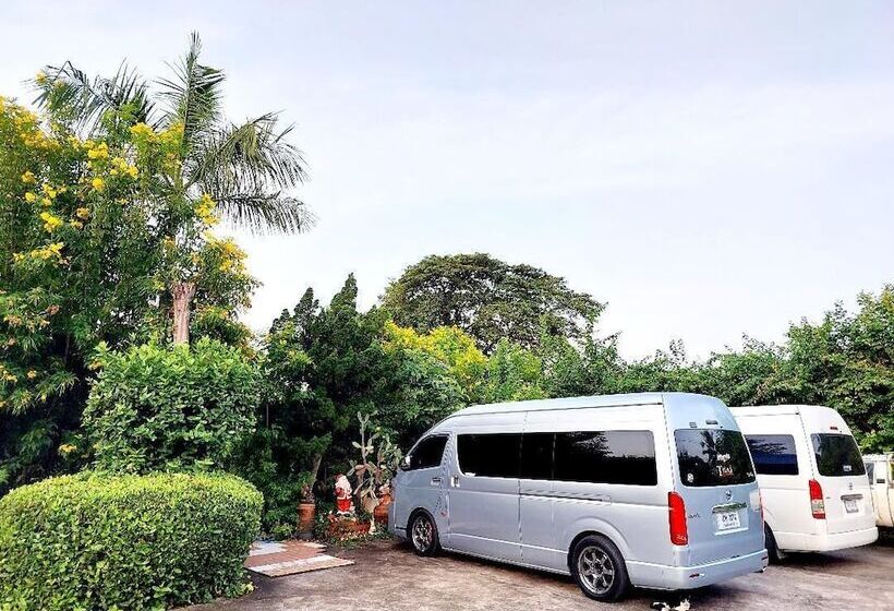 Scenic Riverside Resort