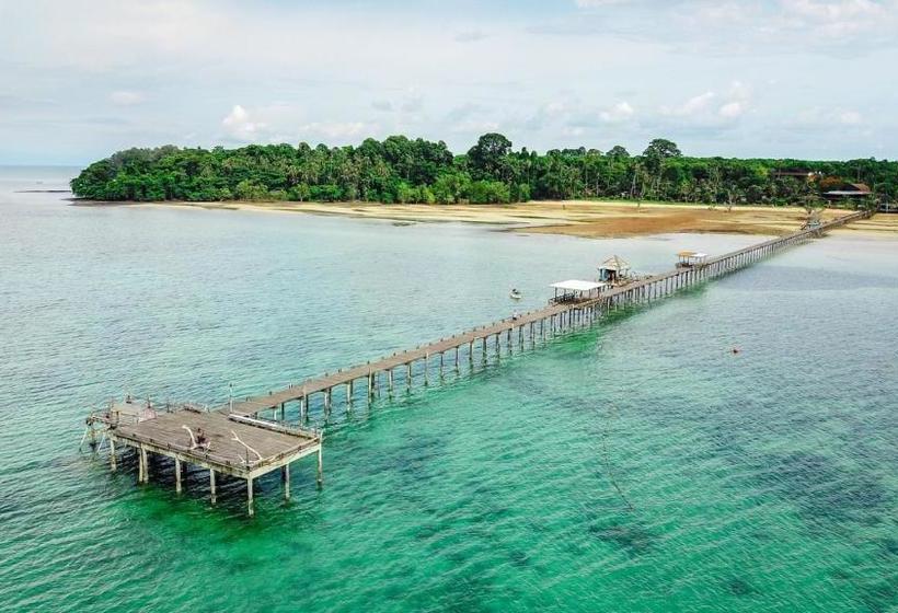 The Cinnamon Art Resort And Spa