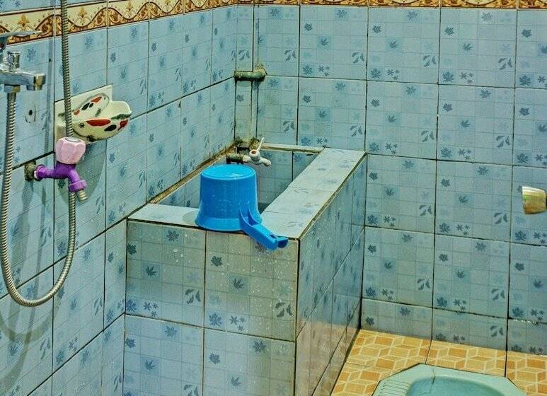 בית מלון כפרי Spot On 92169 Homestay Zahra Syariah