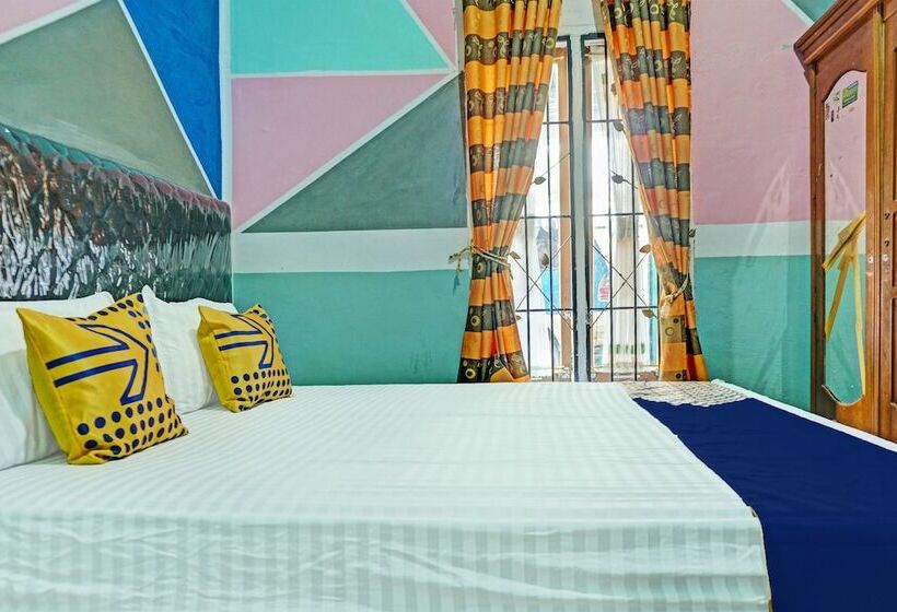 בית מלון כפרי Spot On 92169 Homestay Zahra Syariah