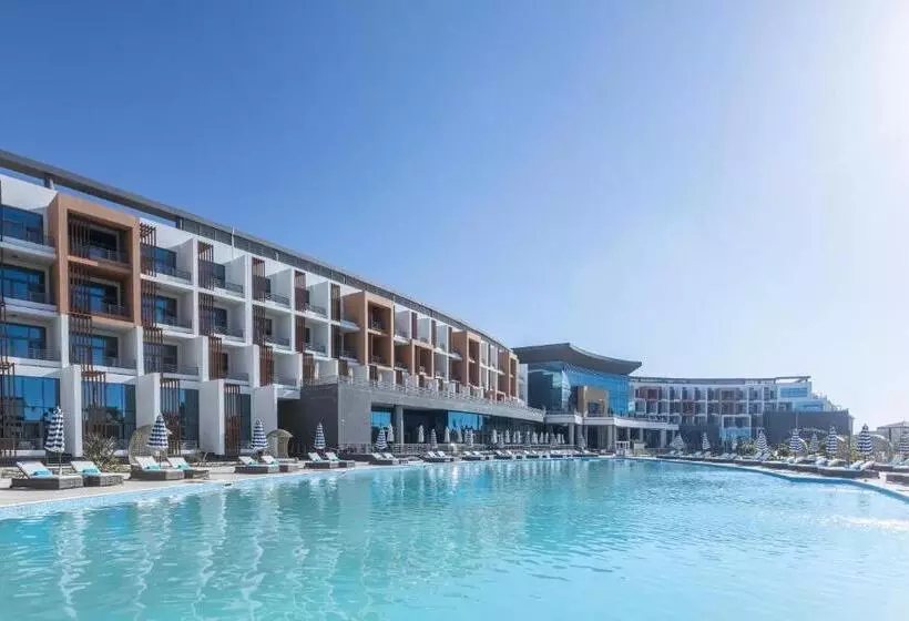 Gewan White Beach Resort New Alamein