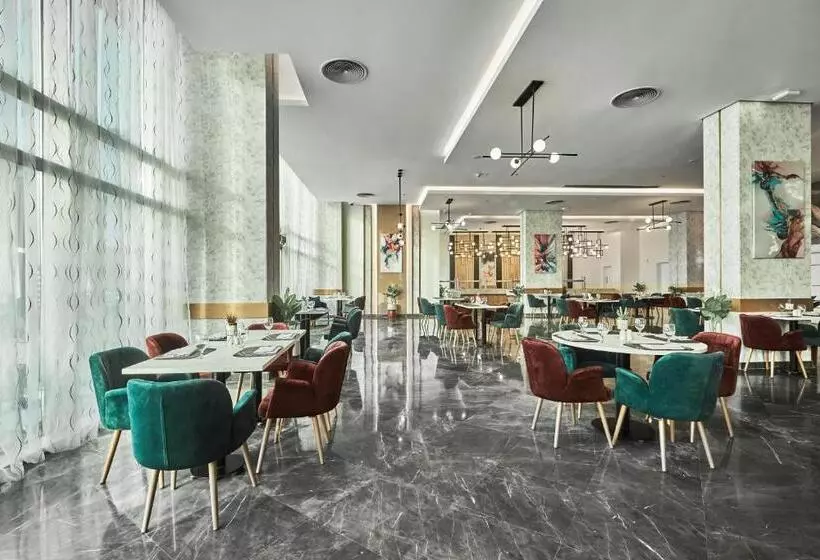 Gewan White Beach Resort New Alamein