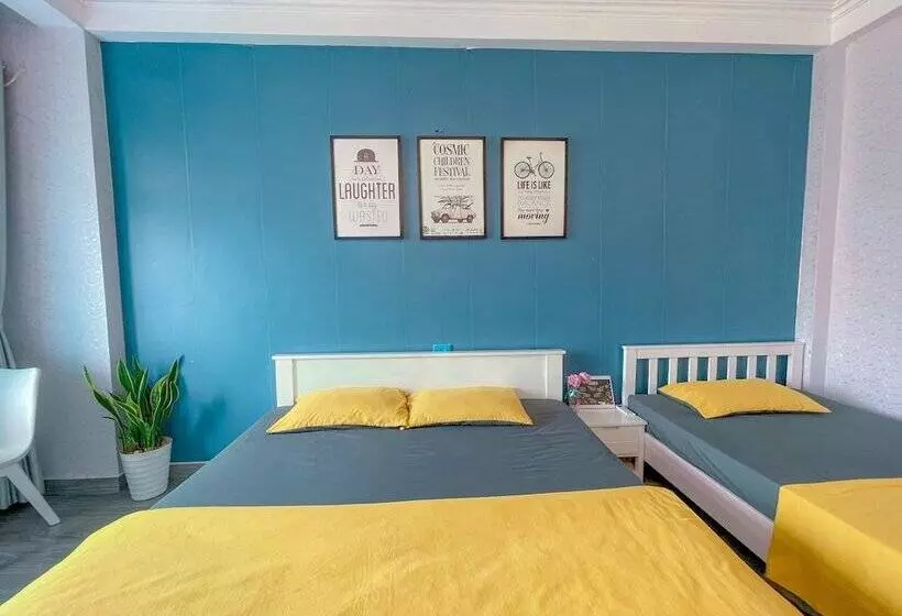 هتل La Casa Homestay Ha Long
