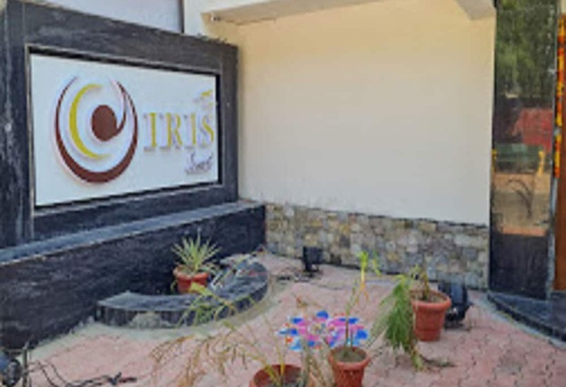 Hotel Iris Lite Corbett