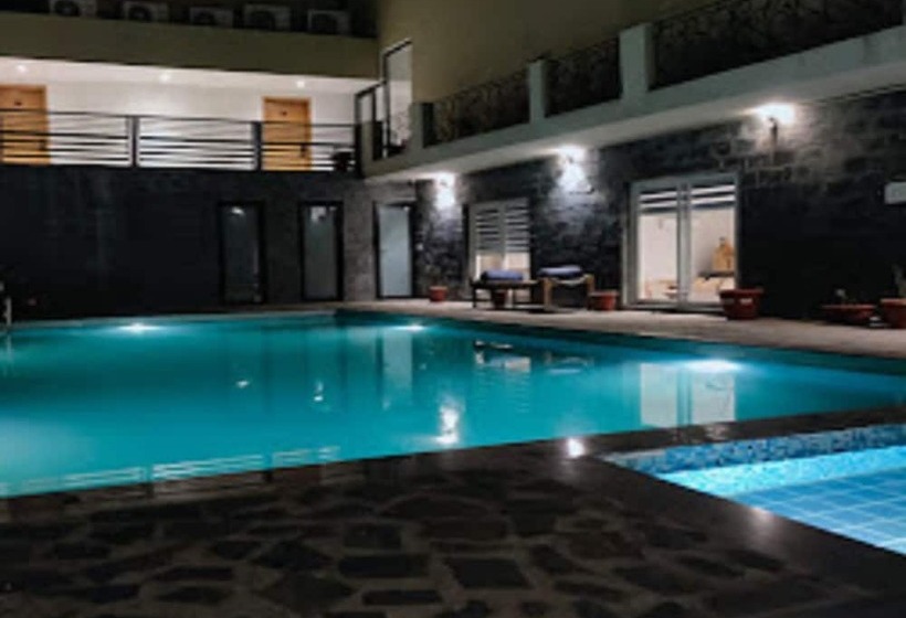 Hotel Iris Lite Corbett