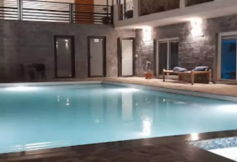 Hôtel Iris Lite Corbett