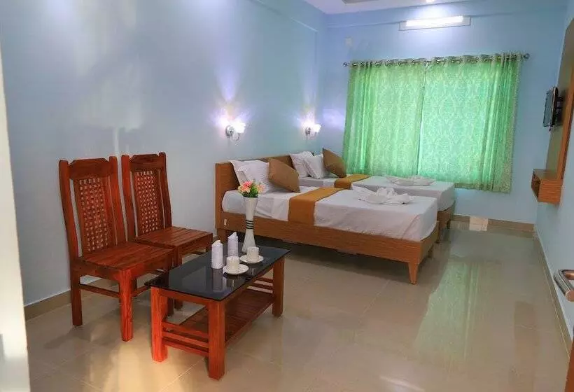 Hotelli T Homes Thekkady