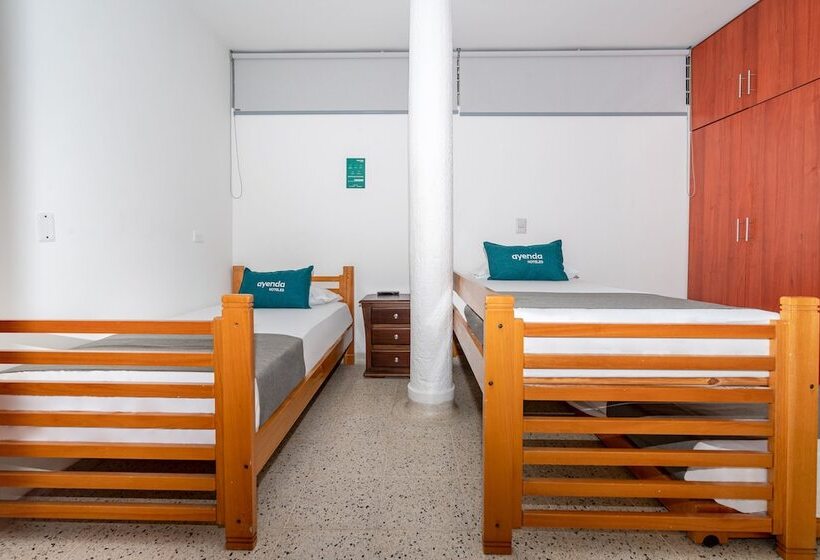 בית מלון כפרי Ayenda Villa Park Real