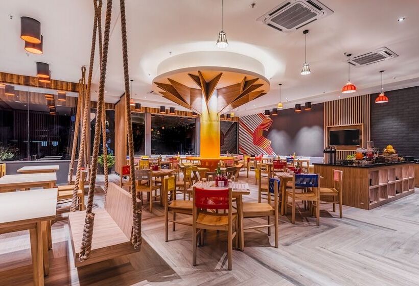 酒店 Ginger Bharuch