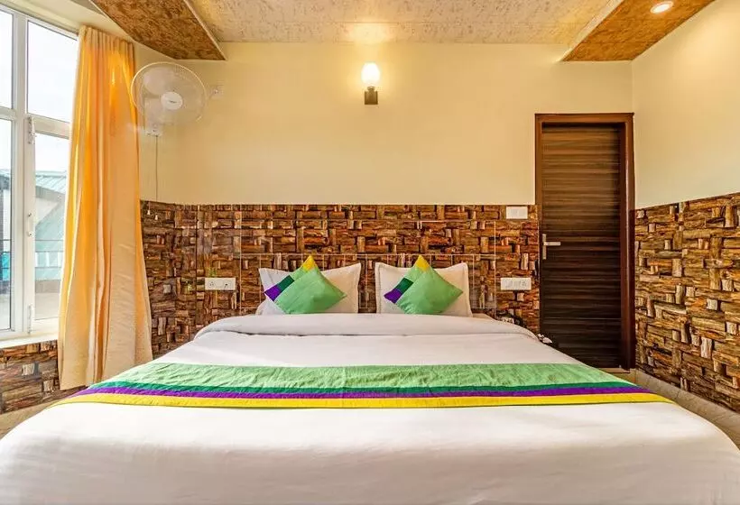 ホテル Treebo Srishti Vaikunth With Mountain View