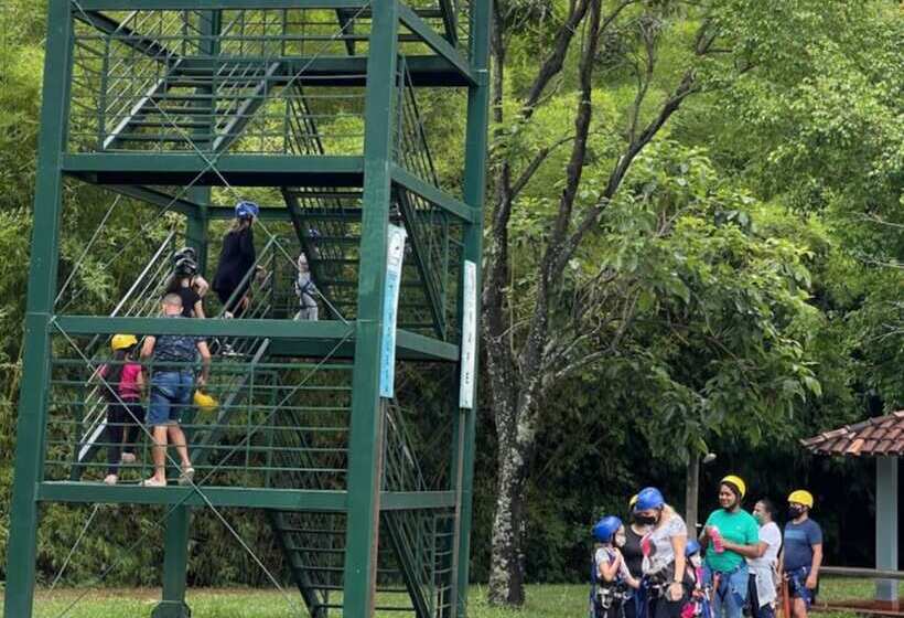 منتجع Sertão Veredas Hotel Fazenda