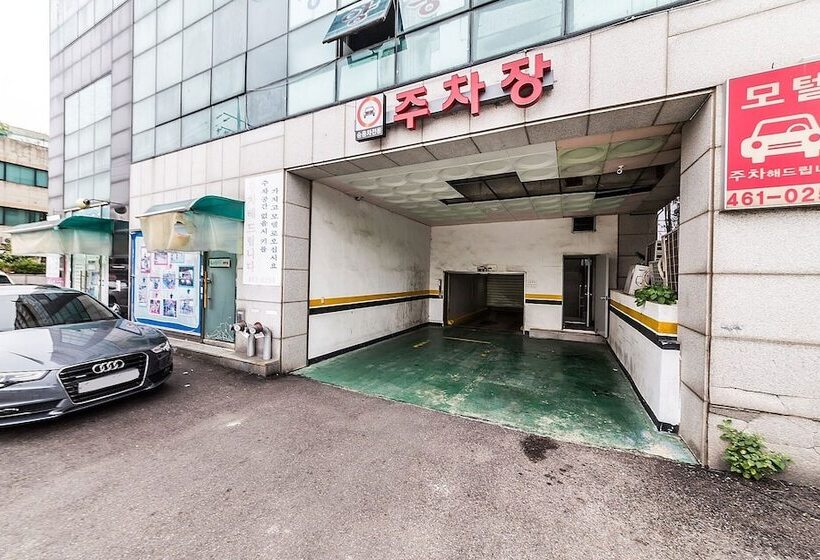 מוטל Uiwang Luxury